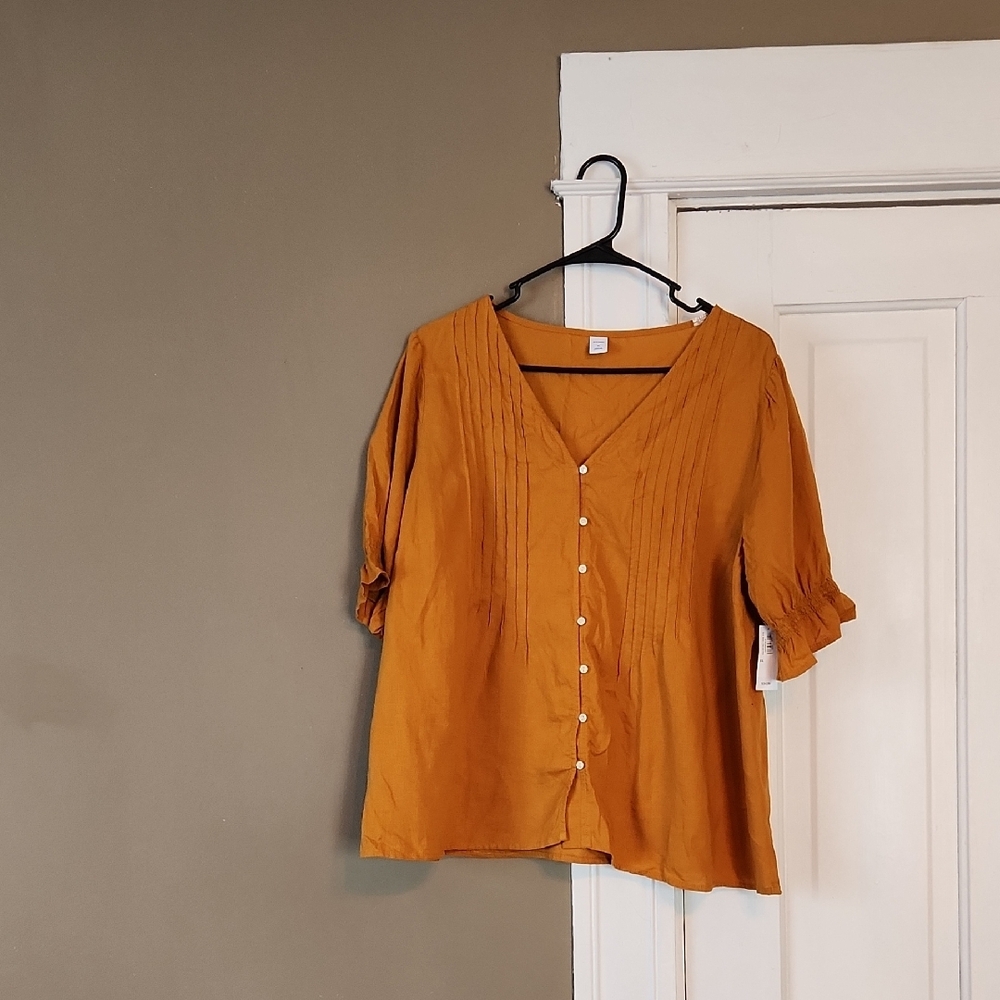 Old Navy Orange Ribbed Buttoned Blouse